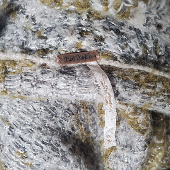 Free People Women’s Cardigan XS Green Cream Long Sleeve Sweater Oversized Boho - Picture 8 of 11